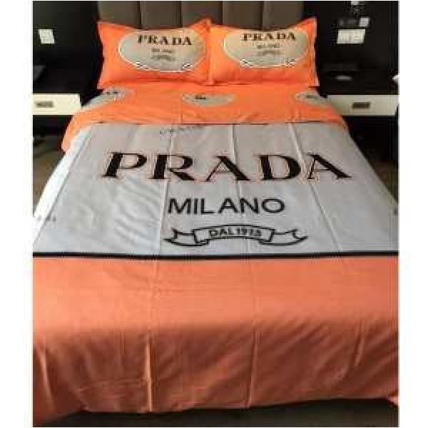 PRADA 寝具4点セット 人気ファッション雑誌でも掲載 プラダ 最速2026秋冬トレンドブランド