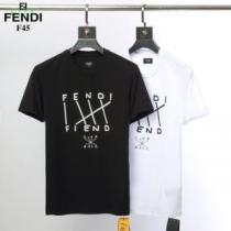 フェンディ FENDI 季節をまたい新作アイテム 2026即旬な装いに 半袖Tシャツ  2色可選 きちんと感が抜群