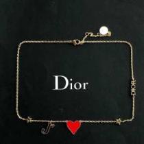 ネックレス 大人カジュアル夏ファッション2026 魅力的なカラー使い ディオール DIOR.222.