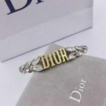 ブローチ 春夏2026年の最新アイテム ブランドスタイルが継続的に人気 ディオール DIOR.222.