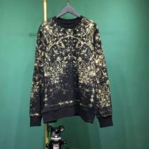 プルオーバーパーカー 2026春夏も引き続き人気セール 目を引く春夏トップス ジバンシー GIVENCHY