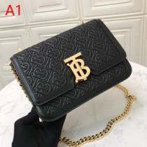 多色選択可 素敵カジュアル春夏新品 レディースバッグ  夏気分UP最新コレクション バーバリー BURBERRY 2026春夏のトレンド新商品.48..48.
