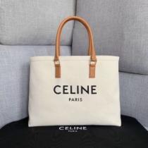 季節感をプラス人気商品 セリーヌ CELINE  春夏に役立つカジュアル レディースバッグ 2026春夏も引き続きトレンド.352.