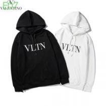 ヴァレンティノ VALENTINO パーカー 2色可選 優しい雰囲気スタイリッシュに 2026春夏トレンドアイテム