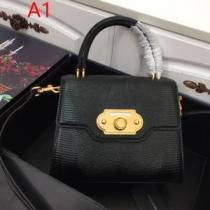 きちんと感が抜群 ドルチェ＆ガッバーナ Dolce&Gabbana 20...