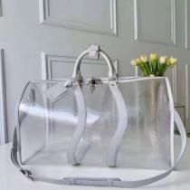 季節感をプラス人気商品 ルイ ヴィトン LOUIS VUITTON 今から夏まで活躍する 大人のこなれた着こなし レディースバッグ 大人の余裕が漂う.49..49..49..49..49..49..49..49..49..49.