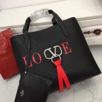 ヴァレンティノ VALENTINO デザイン抜群のアイテム 多色選択可 2026年春夏流行ファッション レディースバッグ.53.