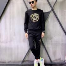 上下セット 2026春夏トレンドアイテム 鮮度アップブランド最新 ヴェルサーチVERSACE