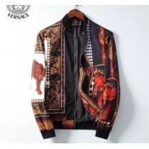 ヴェルサーチVERSACE ブルゾン 2026年春夏シーズンの人気 人気ストリートブランド新品