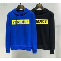 2色可選 パーカー  ヴェルサーチVERSACE 【2026春夏】最新コレクション 人気ストリートブランド新品