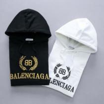 パーカー 2026秋に注目したい バレンシアガ BALENCIAGA ファッショントレンドを早速チェック 2色可選 最高にCOOL秋冬新作