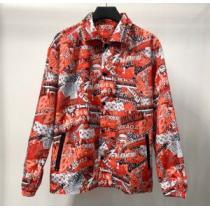 とにかく完璧ブランド新作 バレンシアガ 大胆なチェックの人気トレンド BALENCIAGAハーフコート 秋服コーデ2026年版