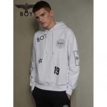 秋服コーデ2026年版 ボーイロンドン BOY LONDON 大胆なチェックの人気トレンド パーカー 2026秋冬トレンドアイテム