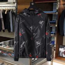 サイズのよさを感じる新作 バーバリー BURBERRY2026秋冬トレンド押さえておきたい ハーフコート 注目の秋ファッション一番