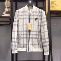 ヒットする秋冬コレクション ハーフコート 秋冬ファッションコーディネート バーバリー BURBERRY 2026トレンドアイテム激安