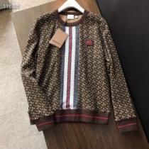 ハーフコート 今年注目すべき秋冬ファッション バーバリー2026トレンドアイテム激安 BURBERRY ヒットする秋冬コレクション