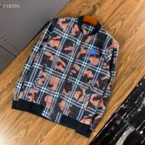 最新トレンドコーデおすすめ ハーフコート 2026-2026秋冬のファッション バーバリー BURBERRY 機能性が良くブランド新品