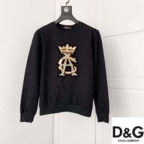 プルオーバーパーカー 絶対おさえるべきカラーと最新 ドルチェ＆ガッバーナ Dolce&Gabbana 【2026秋冬トレンド】押さえておきたい