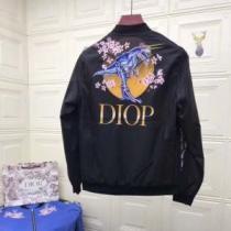今年の秋冬のトレンド激安セール ディオール 最新秋冬トレンドをチェック DIOR 2色可選  ハーフコート 2026?2026秋冬流行色紹介