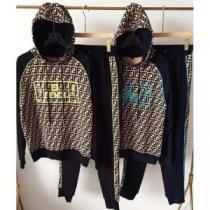 フェンディ寒い季節トレンド上品  FENDI 今年の秋冬のトレンド激安セール 2025?2025秋冬流行色紹介 上下セット 2色可選秋冬流行りファション