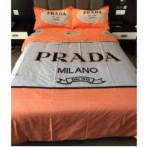 PRADA 寝具4点セット 人気ファッション雑誌でも掲載 プラダ 最速2026秋冬トレンドブランド