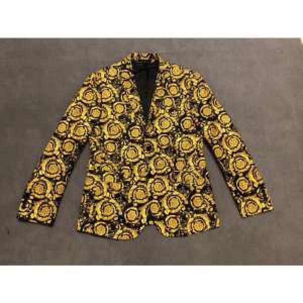 2026秋冬最重要アイテム ヴェルサーチ サイズのよさを感じる新作 VERSACE スーツ