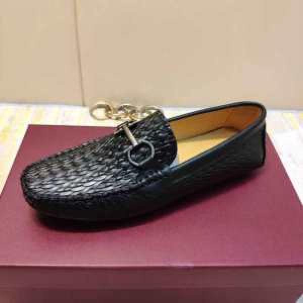 サルヴァトーレフェラガモ2026トレンドファッション新品  FERRAGAMO ローファー おしゃれでおすすめ今季トレンド