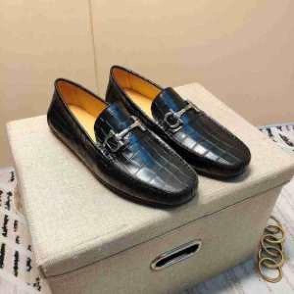 気になる2026年秋のファッション サルヴァトーレフェラガモ 最新秋冬トレンドをチェック FERRAGAMO ローファー 秋冬流行りファション