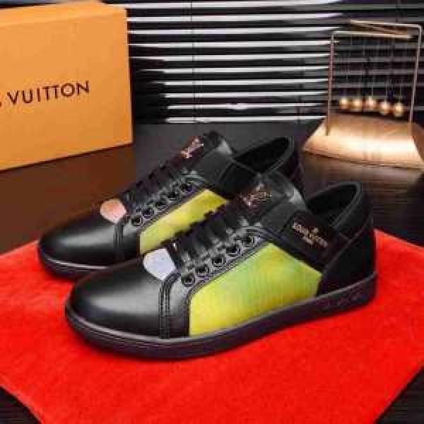 とにかく完璧ブランド新作 ルイ ヴィトン 秋服コーデ2026年版 LOUIS VUITTON 2色可選 ランニングシューズ 大胆なチェックの人気トレンド