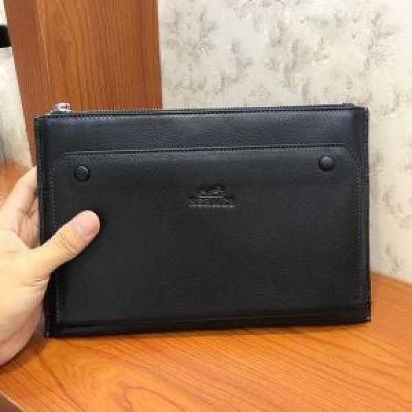 2026秋冬トレンドデザイン エルメス今年注目すべき秋冬ファッション  HERMES ポーチ 素敵続くトレンド.60.