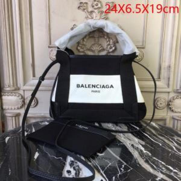 ショルダーバッグ バレンシアガ BALENCIAGA 支持率が高い秋冬最新作 寒い季節トレンド上品 多色選択可 2026-20秋冬取り入れやすい.51.