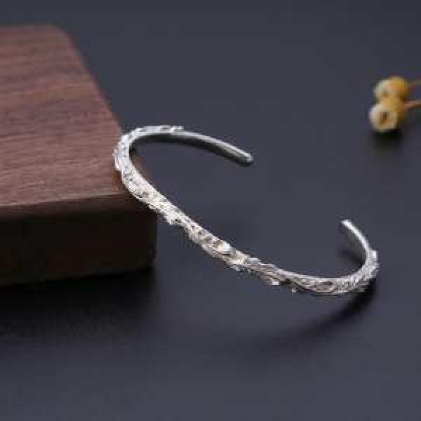 バングル ゴローズ goros 2026-20秋冬トレンドファッション おススメの秋冬アイテムをCHECK.555.