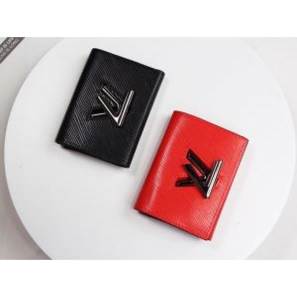 2026秋のファッショントレンドはこれ ルイ ヴィトン 秋ファションのトレンド LOUIS VUITTON 財布/ウォレット 2色可選 一番おしゃれ秋冬トレンド.108.
