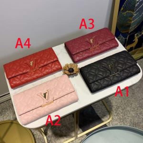 秋服コーデ2026年版 ルイ ヴィトン LOUIS VUITTON 大胆なチェックの人気トレンド 財布/ウォレット 4色可選 秋にはやる最新作を先取り.108.
