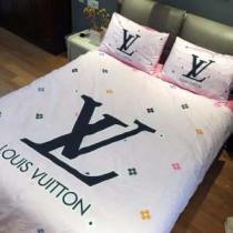 ルイ ヴィトン気になる2026年秋のファッション  LOUIS VUITTON 寝具4点セット 今年の流行りファション