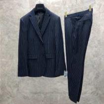 カジュアルコーデオシャレ バーバリー BURBERRY スーツ 2026秋のファッショントレンドはこれ