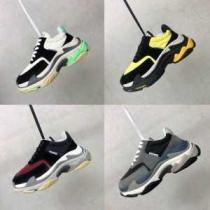秋ファションのトレンド バレンシアガ 2026秋に注目したい BALENCIAGA 多色可選 ランニングシューズ おしゃれさんはいち早く取り