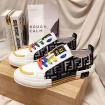 秋冬にお世話になる定番 フェンディ FENDI 2026トレンド秋冬おすすめ安い ランニングシューズ 毎日はちょっとイイ秋冬新品