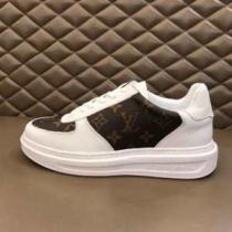 2026秋のファッショントレンドはこれ ルイ ヴィトン 秋ファションのトレンド LOUIS VUITTON 一番おしゃれ秋冬トレンド ランニングシューズ