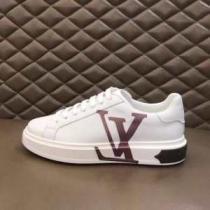 ルイ ヴィトン 人気ブランドの新作秋冬トレンド LOUIS VUITTON 気になる2026年秋のファッション ランニングシューズ