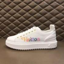 秋トレンドの新定番 ルイ ヴィトン LOUIS VUITTON 2025年秋冬に欠かせない ランニングシューズ 今から取り入れられるトレンド