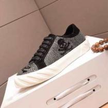 2026-20秋冬トレンドファッション フィリッププレイン PHILIPP PLEIN 秋冬流行りファションランニングシューズ 最新秋冬トレンドをチェック