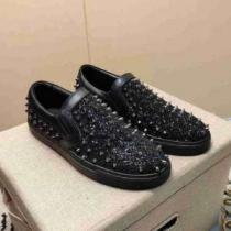 人気の秋冬新作再登場 フィリッププレイン2026トレンドアイテム激安  PHILIPP PLEIN 今年注目すべき秋冬ファッション ランニングシューズ