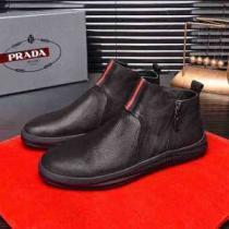 【最新】2026年秋冬のトレンド速報 ランニングシューズ 優しいのに存在感 プラダ PRADA 毎日はちょっとイイ秋冬新品