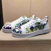 ランニングシューズ ヴェルサーチサイズのよさを感じる新作 VERSACE 秋にこれがはやりそう  注目の秋ファッション一番