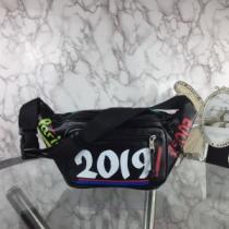 ウエストポーチ 最新秋冬トレンドをチェック！2026-20秋冬 バレンシアガ BALENCIAGA 絶対おさえるべきカラーと最新.51.