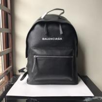 リュック 【2026秋冬】の注目トレンド バレンシアガ BALENCIAGA 2026トレンドファッション新品 今季トレンドをうまく取り.51.