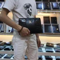 ルイ ヴィトン注目の秋ファッション一番  LOUIS VUITTON 2026秋冬トレンド押さえておきたい ハンドバッグ  おしゃれに秋を迎えるために.45.