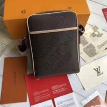 2026秋冬人気色おすすめ ルイ ヴィトン 秋トレンドの新定番 LOUIS VUITTON ショルダーバッグ 人気ブランドの新作秋冬トレンド.45.