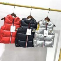 人気ファッション雑誌でも掲載 この秋のベース着こなし モンクレール MONCLER ダウンベスト 3色可選  2026年秋冬に欠かせない